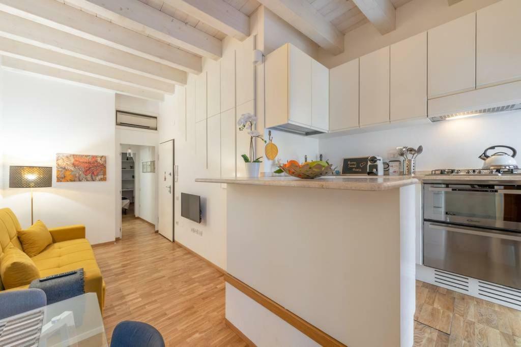 Mirti Boutique Apartment Heart กาญารี ภายนอก รูปภาพ